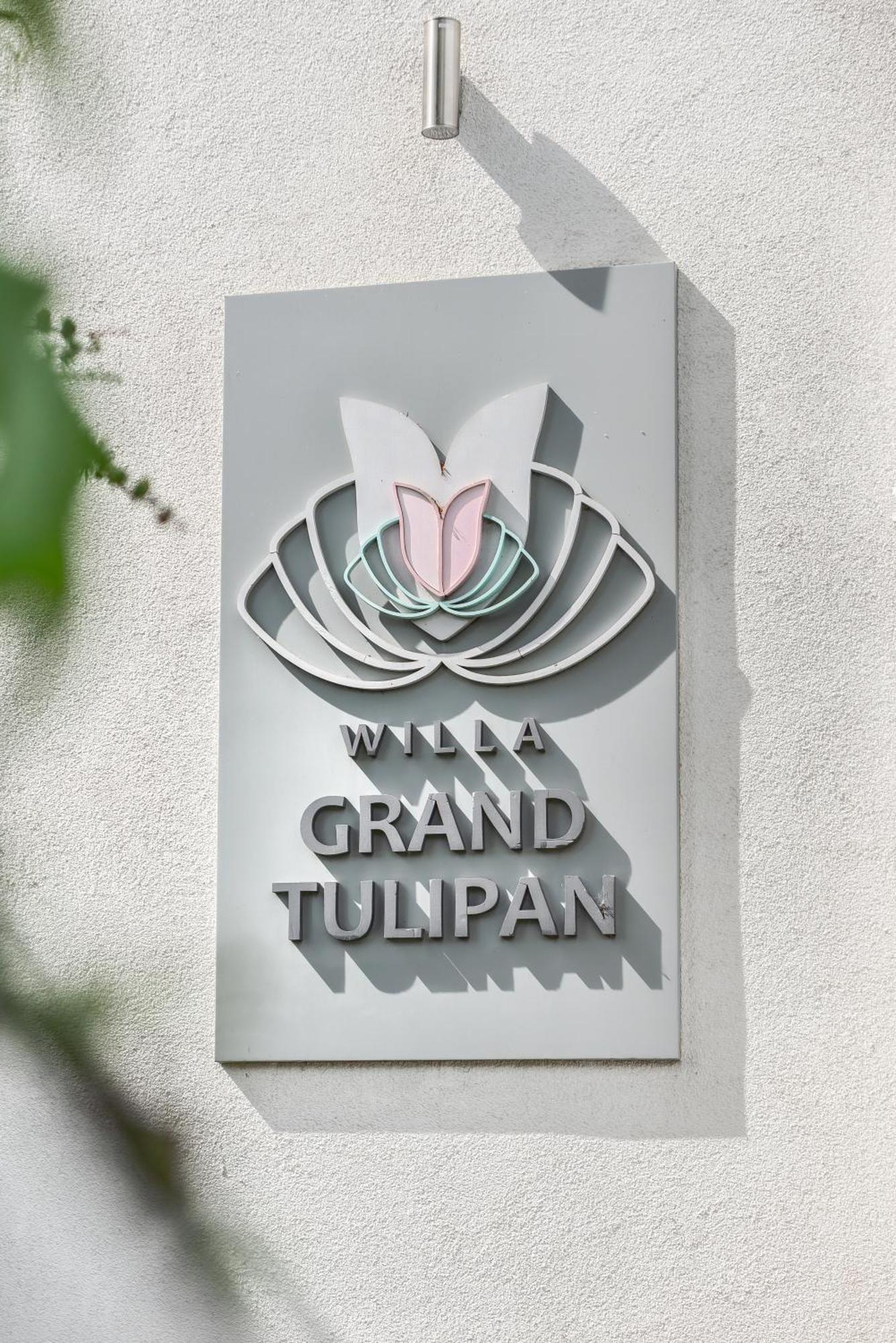 Grand Tulipan Bed & Breakfast Gdynia Exterior foto
